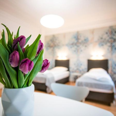 Fürth Aparthotel Villa Elon מראה חיצוני תמונה